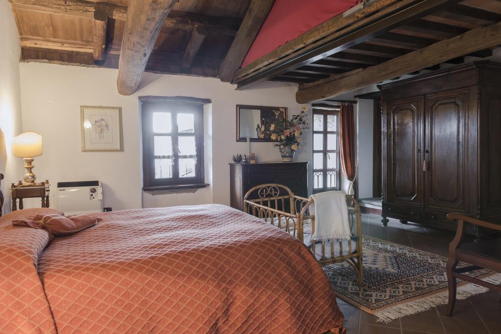 منزل الضيف Calosso  في Casa Giuliana المظهر الخارجي الصورة